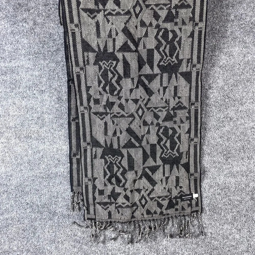 VTG Saks Fifth Avenue Scarf Unisex One Size Black Geometric Abstract Wool Italy